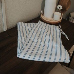 Abercrombie and Fitch wide leg linen pants